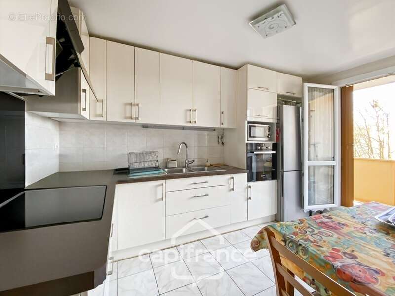 Appartement à BROU-SUR-CHANTEREINE