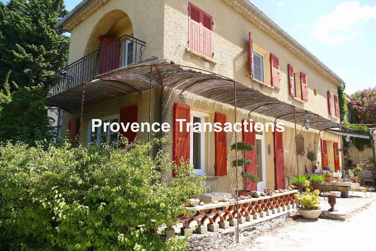 Maison à VACQUEYRAS