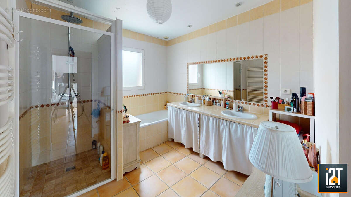 Maison à SAINT-MAMERT-DU-GARD