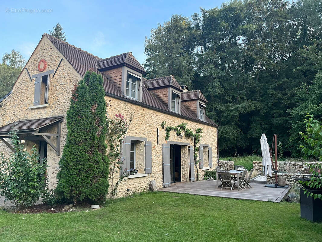 Maison à MONTFORT-L&#039;AMAURY