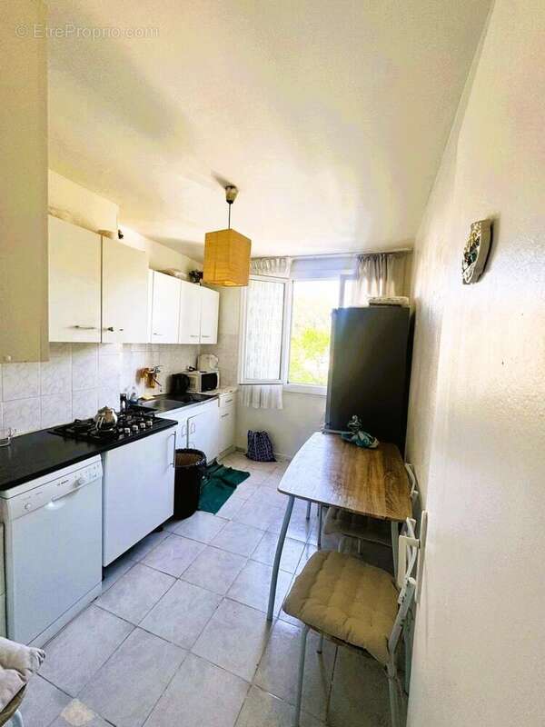 Photo 2 - Appartement à MARSEILLE-13E