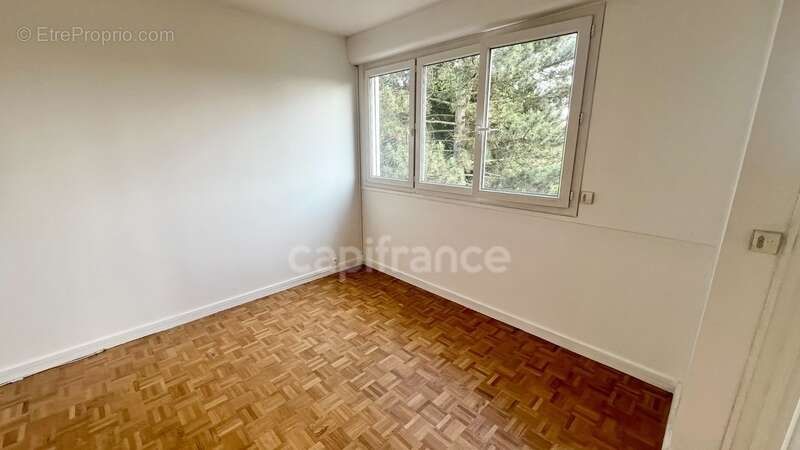 Appartement à LE PERREUX-SUR-MARNE