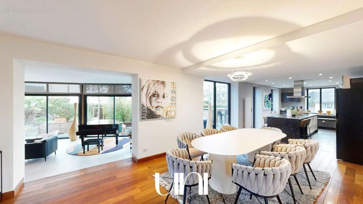 Maison 8 pièces de 210 m2 avec terrasse - Caen Université - photo 2