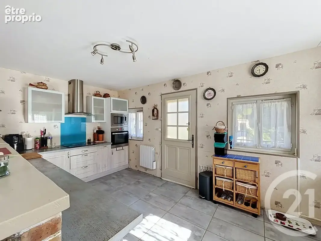 Maison 6 pièces 291 m² à vendre à Plessis-Saint-Jean (89140) - photo 14