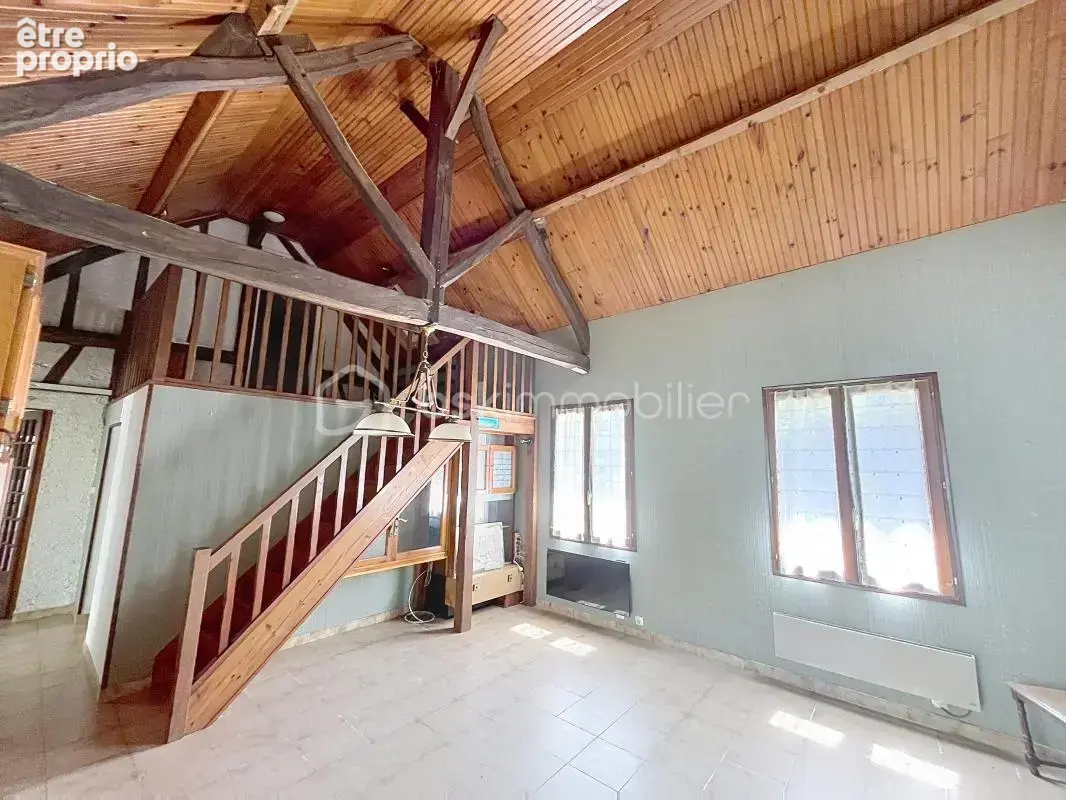 Longère de charme au calme sur un terrain de 1 700 m² — Château-Renard - photo 17