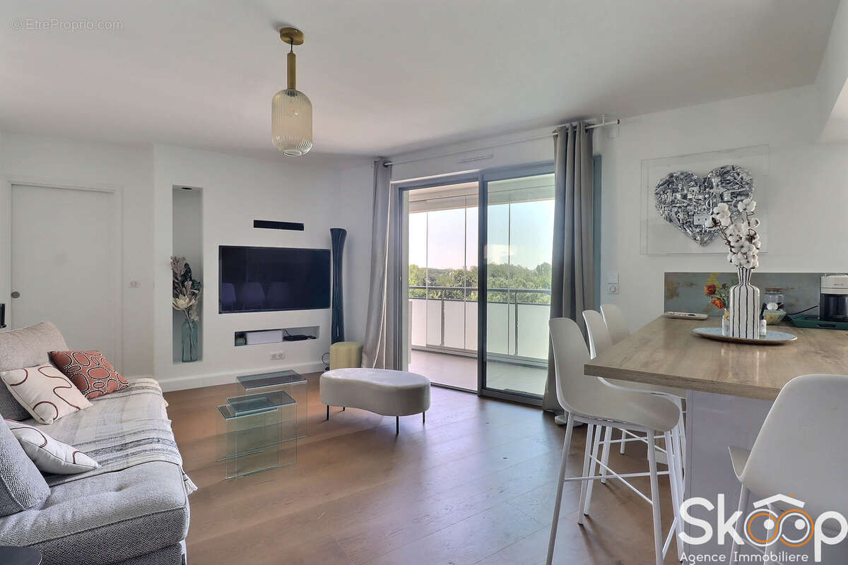 Appartement à CASTELNAU-LE-LEZ