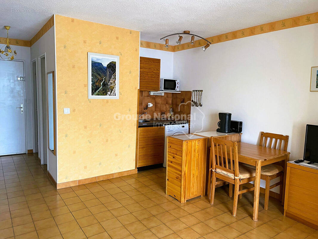 Appartement à GREOUX-LES-BAINS