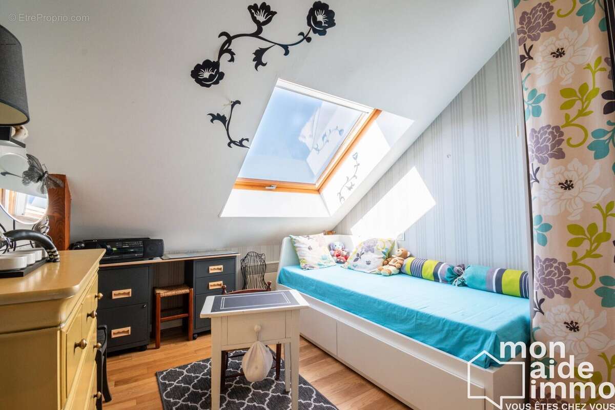 Appartement à ONET-LE-CHATEAU