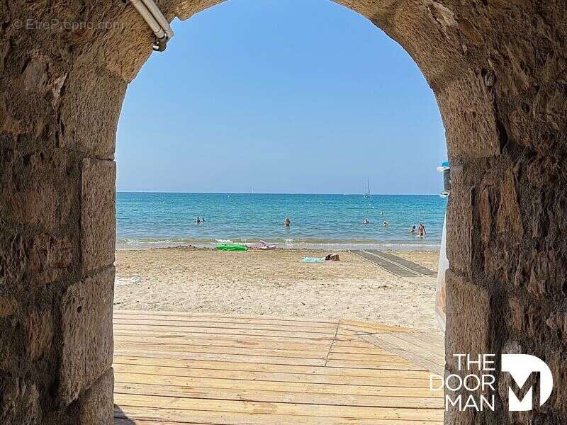 Appartement à SANARY-SUR-MER