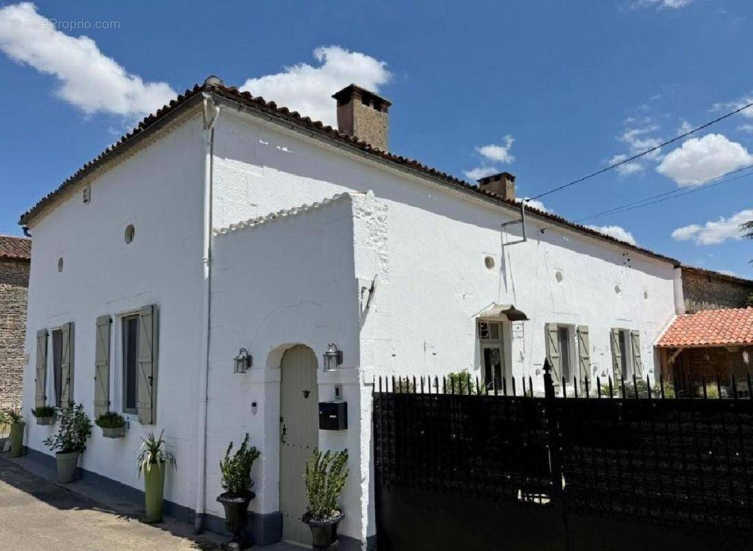Maison à CIVRAY