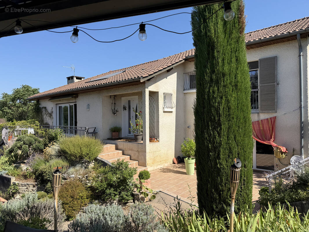 Maison à RILLIEUX-LA-PAPE