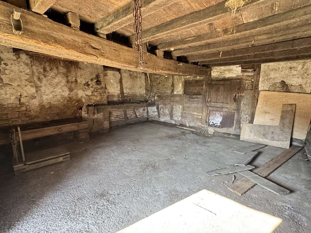 Autre à SAGY