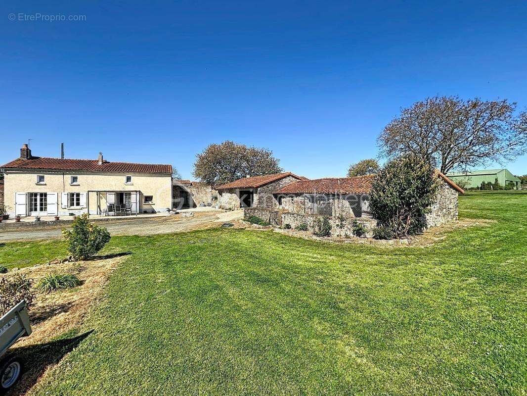 Maison en pierre - photo 2