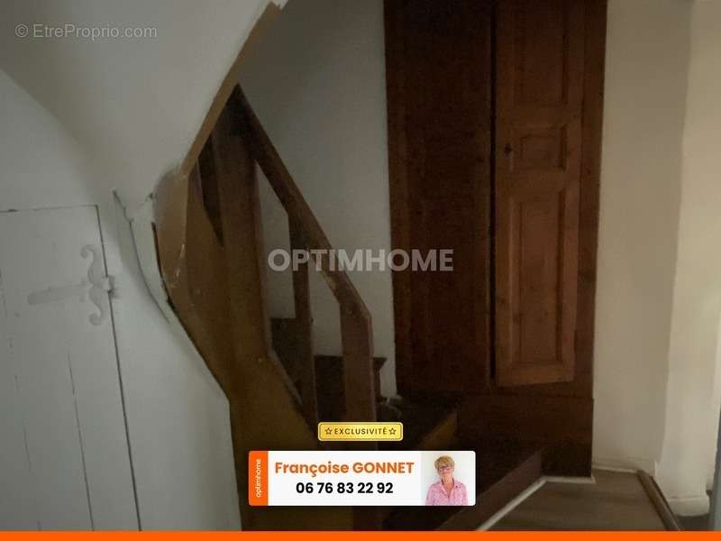 Maison à BRUERE-ALLICHAMPS