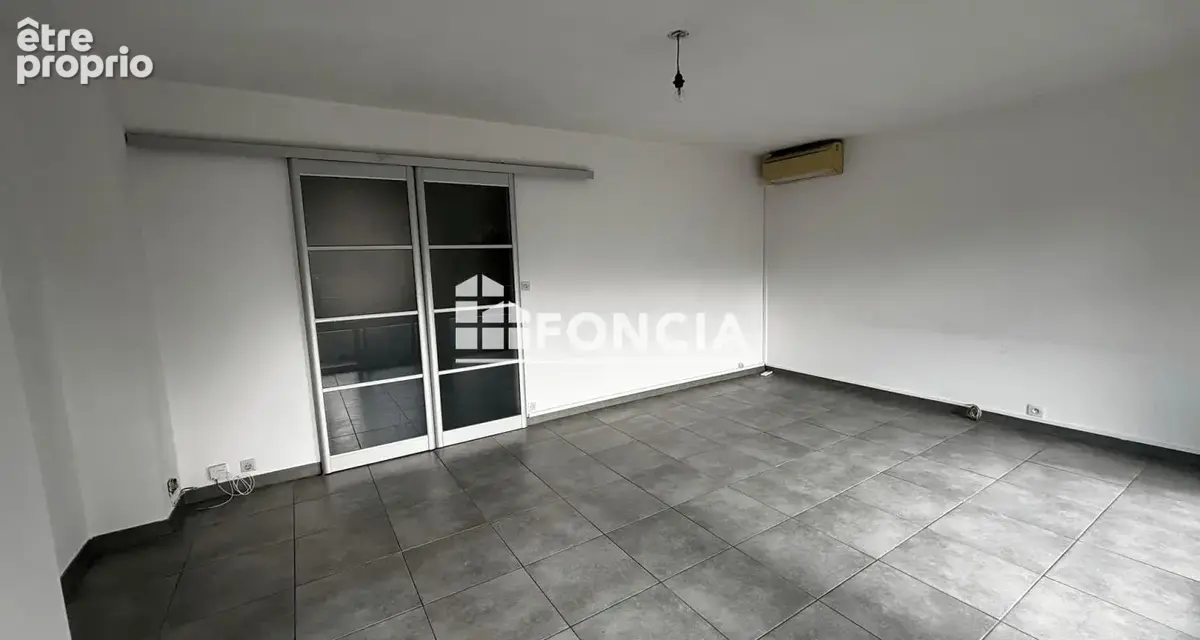 Appartement T2 TRAVERSANT - Centre-ville - photo 4