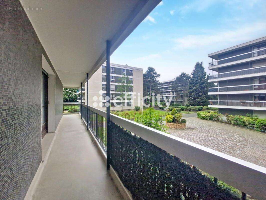 Appartement à SAINT-GRATIEN