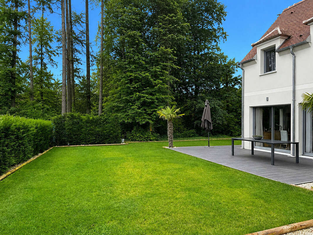 Maison à LAMORLAYE