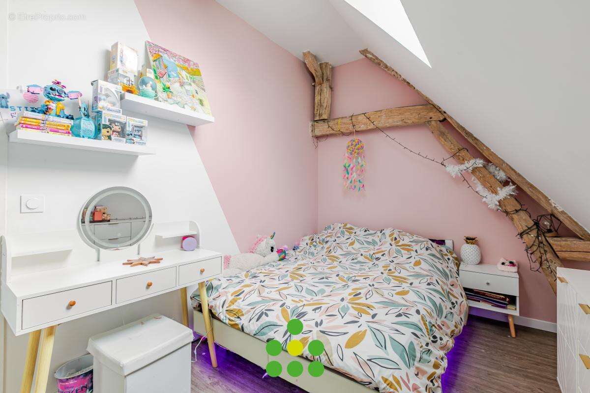 Maison à CHOISY-LA-VICTOIRE