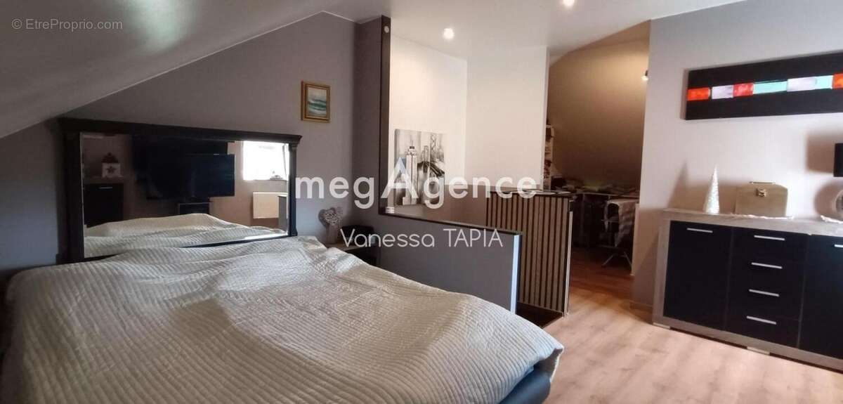 Maison à ROMILLY-SUR-SEINE