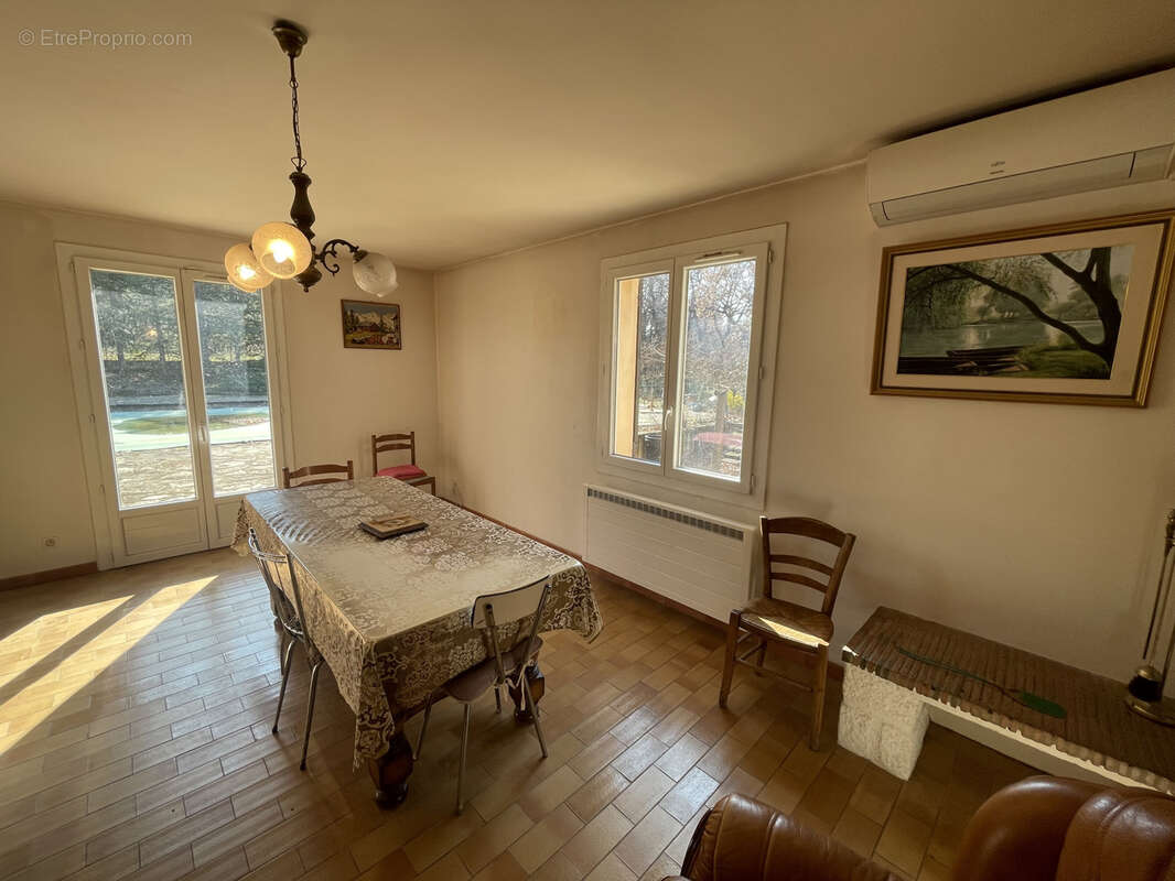 Maison à SAINT-ROMAN-DE-MALEGARDE