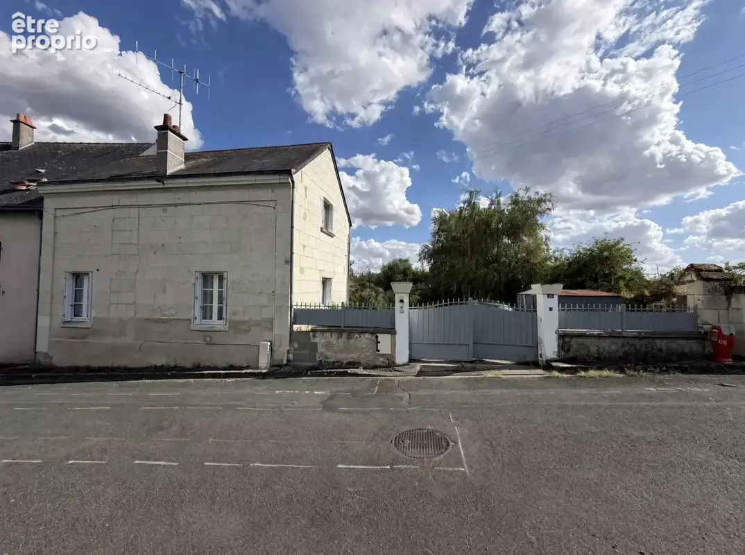 Maison à VILLEBERNIER