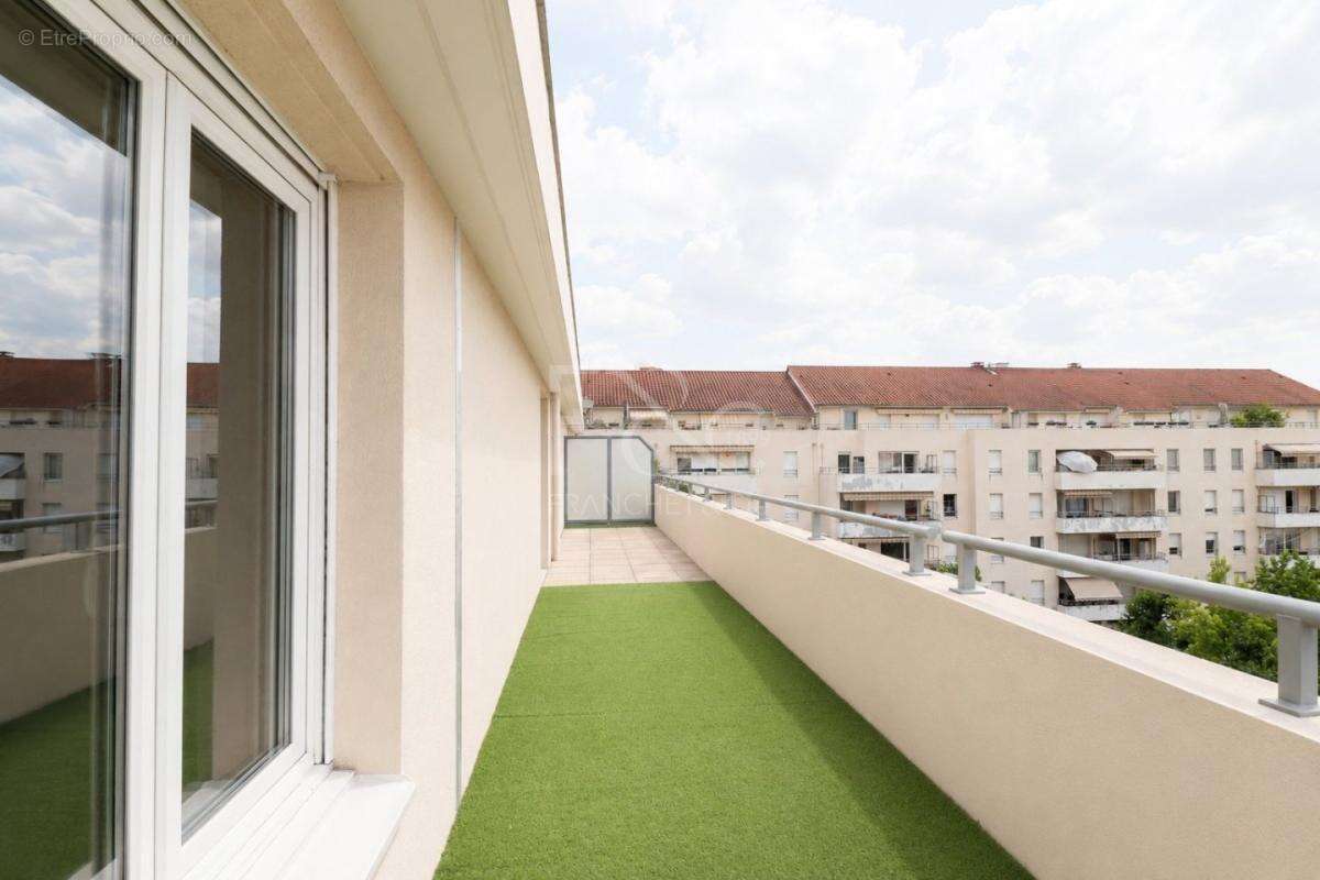 Appartement à VILLEURBANNE