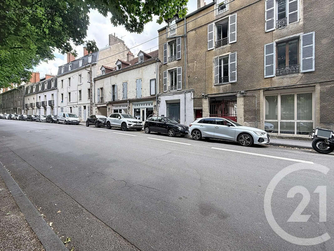 Appartement 24 m² à Dijon  - photo 16