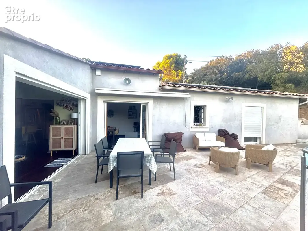 Maison à BELLEGARDE