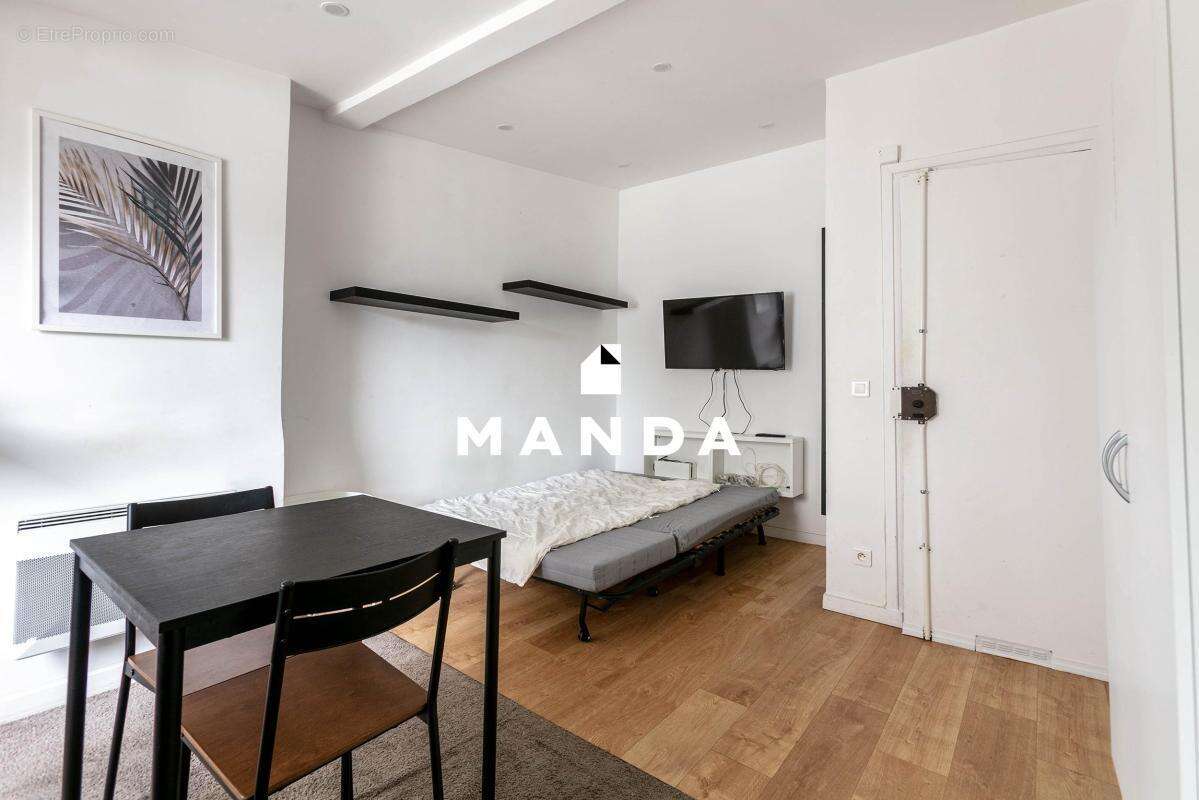 Appartement à PARIS-19E