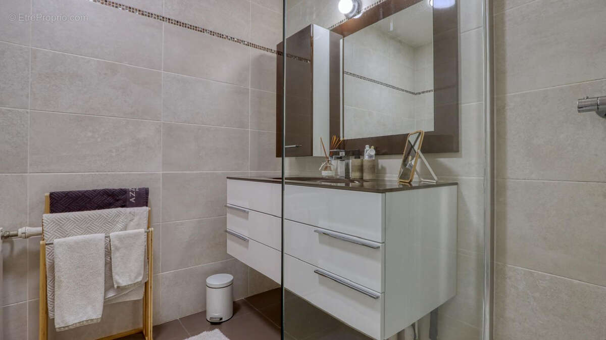Appartement à FEYZIN