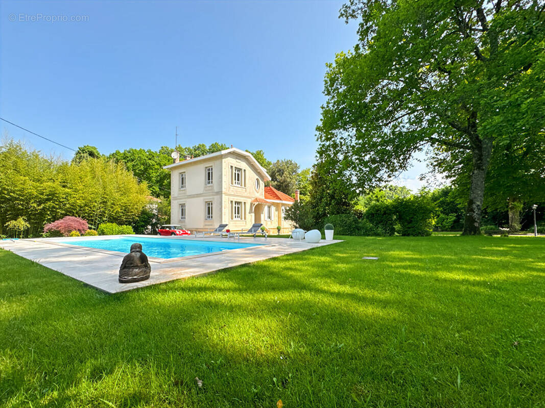 Maison à GRADIGNAN