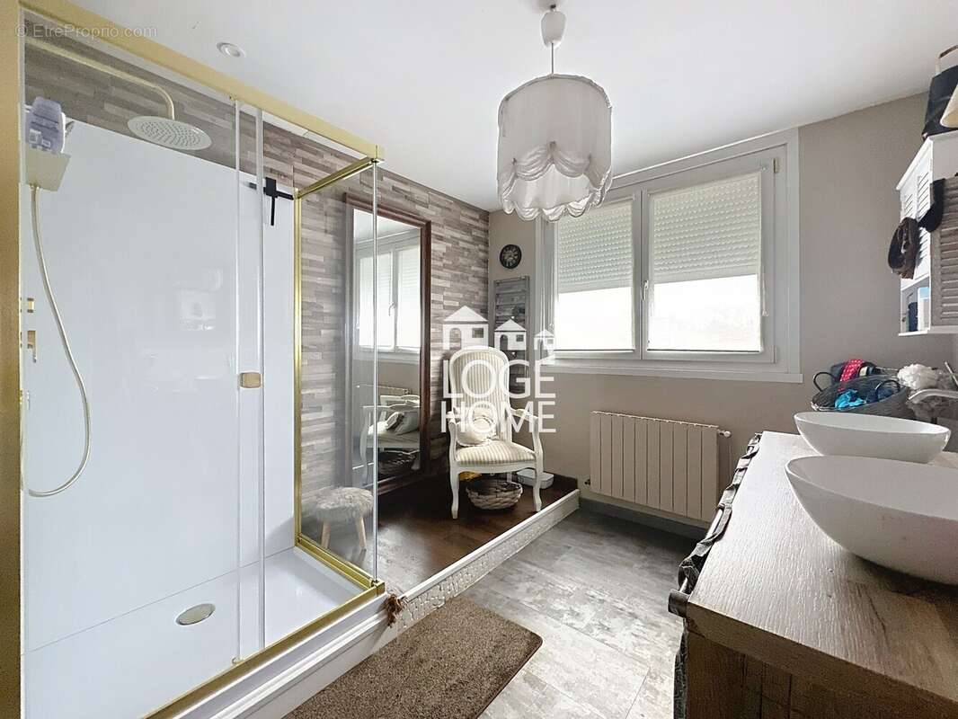 Maison à LOOS-EN-GOHELLE