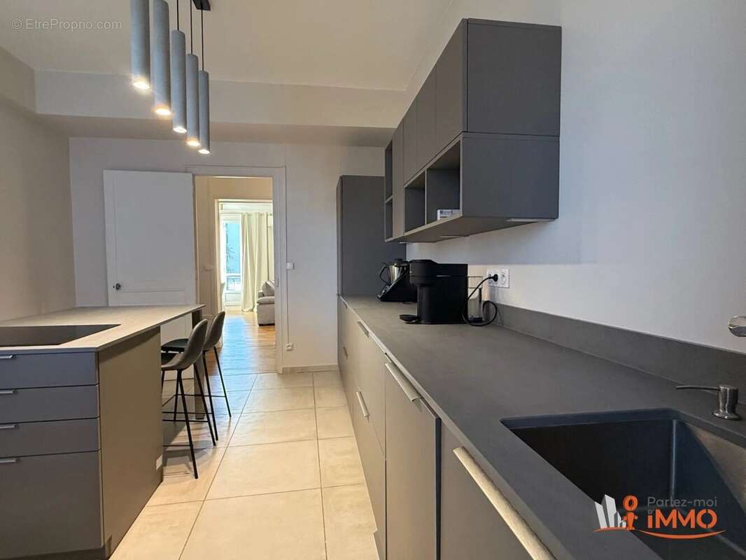 Appartement à SAINT-ETIENNE