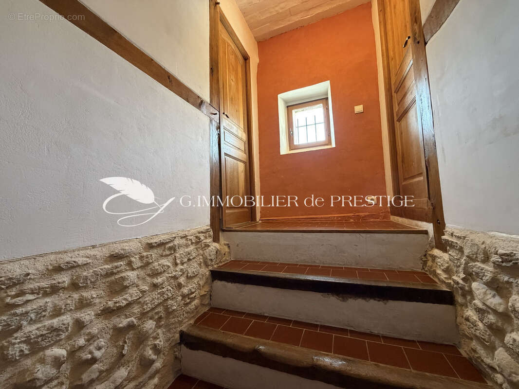 Maison à MODENE