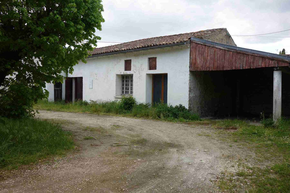 Maison à CARTELEGUE