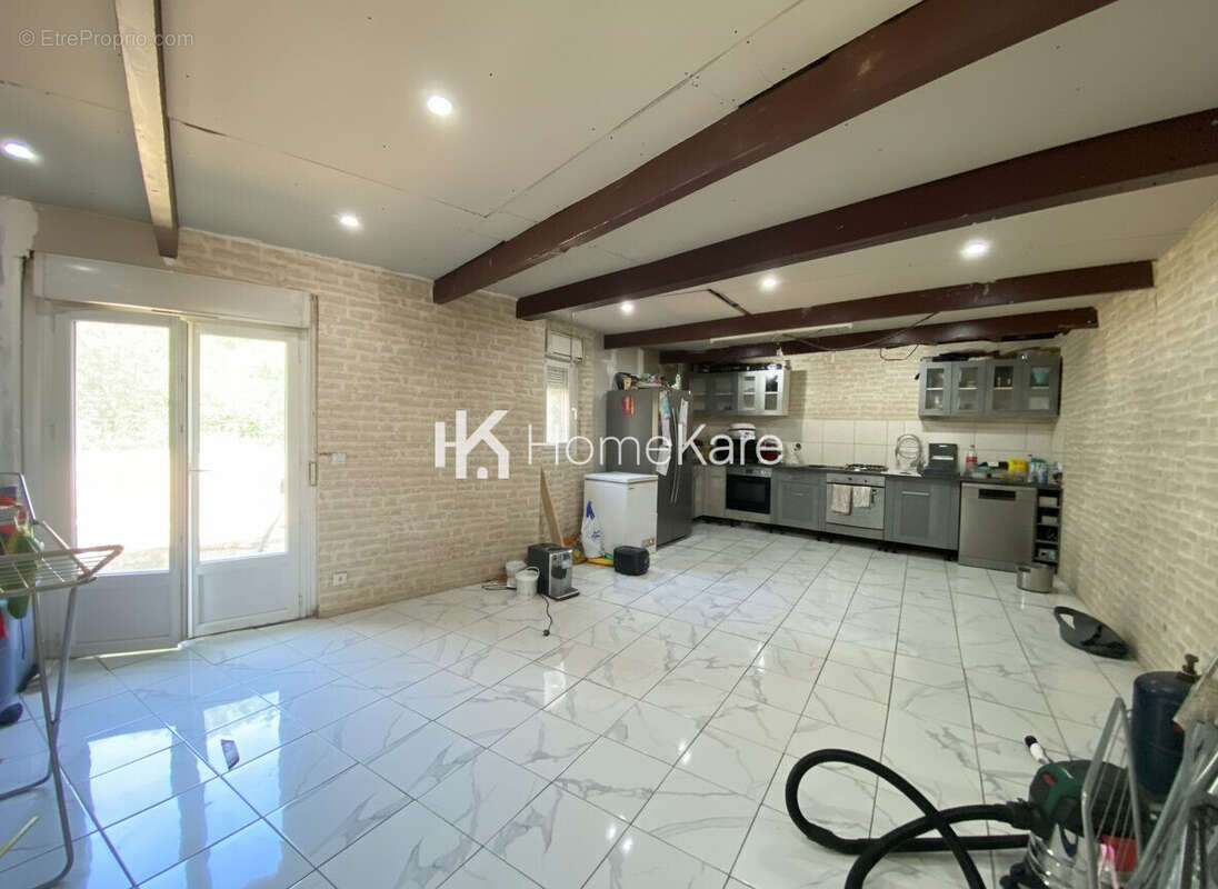 Maison 135 m² à Caudrot  - photo 9