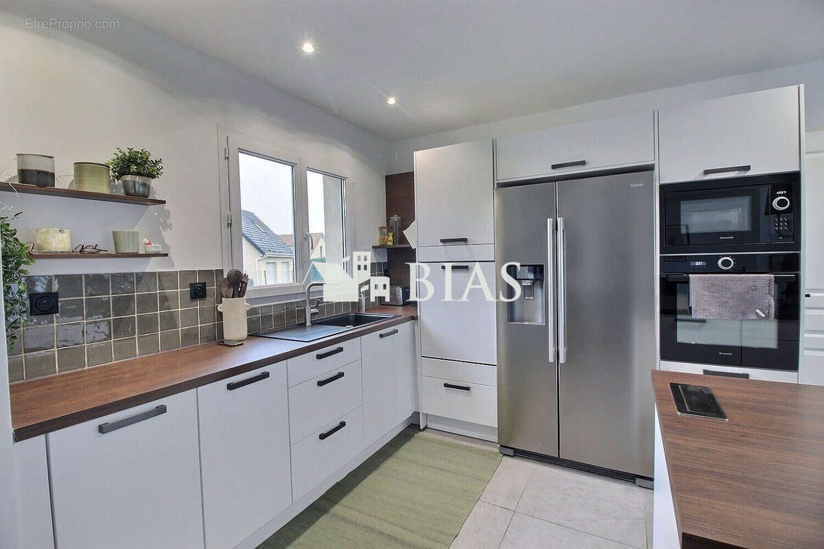 Maison à LA HARENGERE