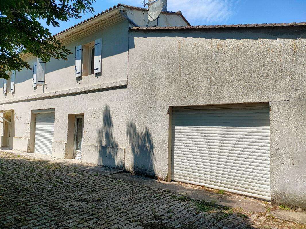 Maison à SAINT-LOUBES