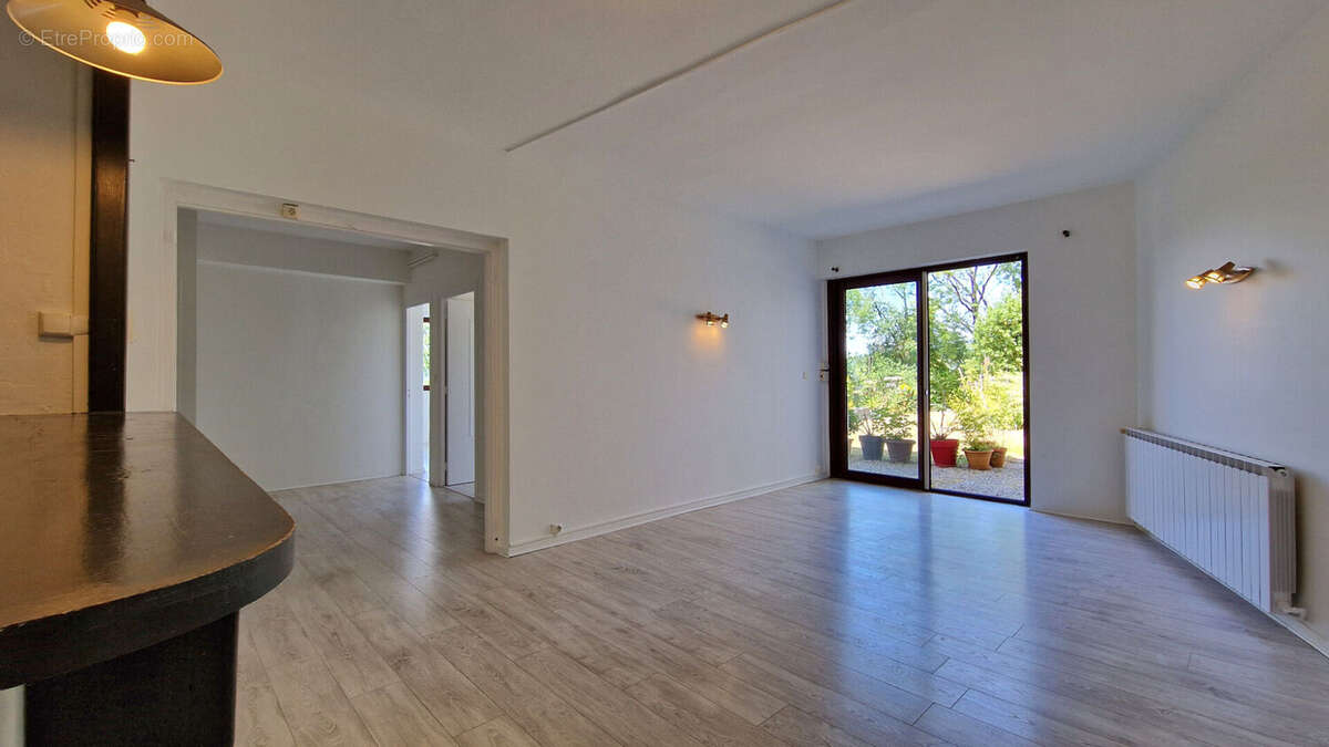Appartement à AIX-LES-BAINS