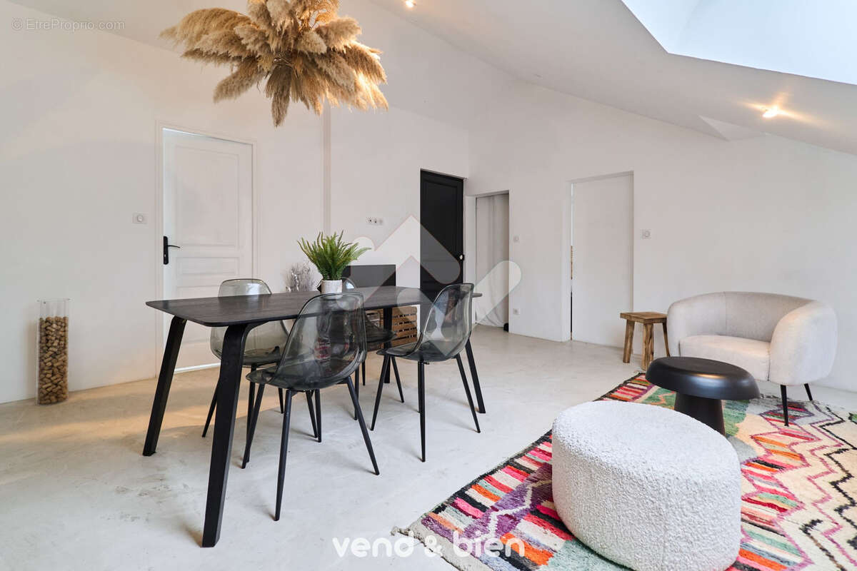 Appartement à MAGENTA