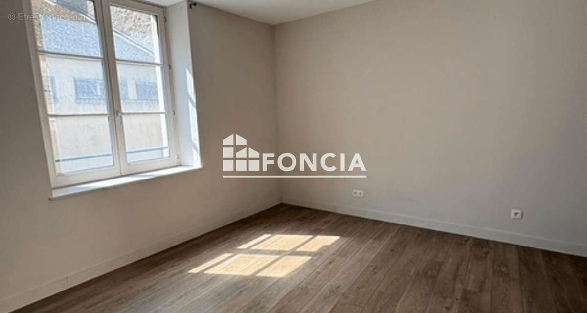 SEDAN CENTRE : Magnifique appartement 4 pièces de 81m2 - photo 7
