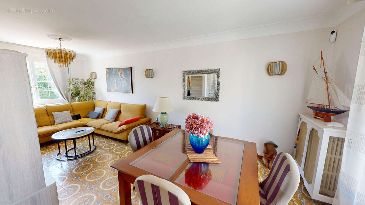 Maison à CHATEAUROUX