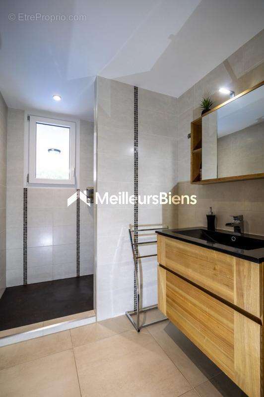 Maison à SAINT-RAPHAEL