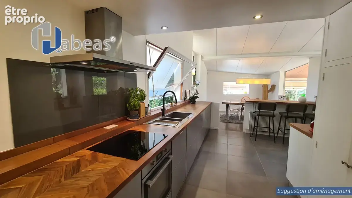 À 45 min de Lyon – Maison d’architecte unique de 330m², 6 chambres, avec piscine 10x5 au cœur de 5 800 m² de parc arboré - photo 8