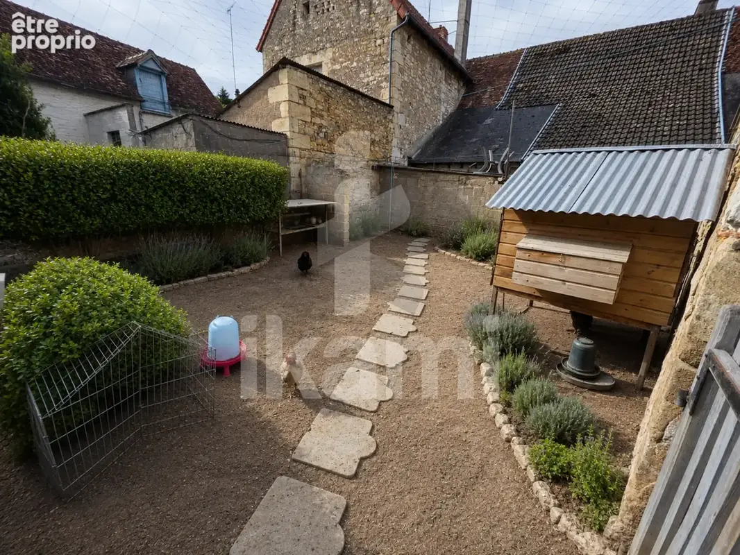 Maison de ville avec vie de plain-pied, garage et grange   Valençay - photo 16