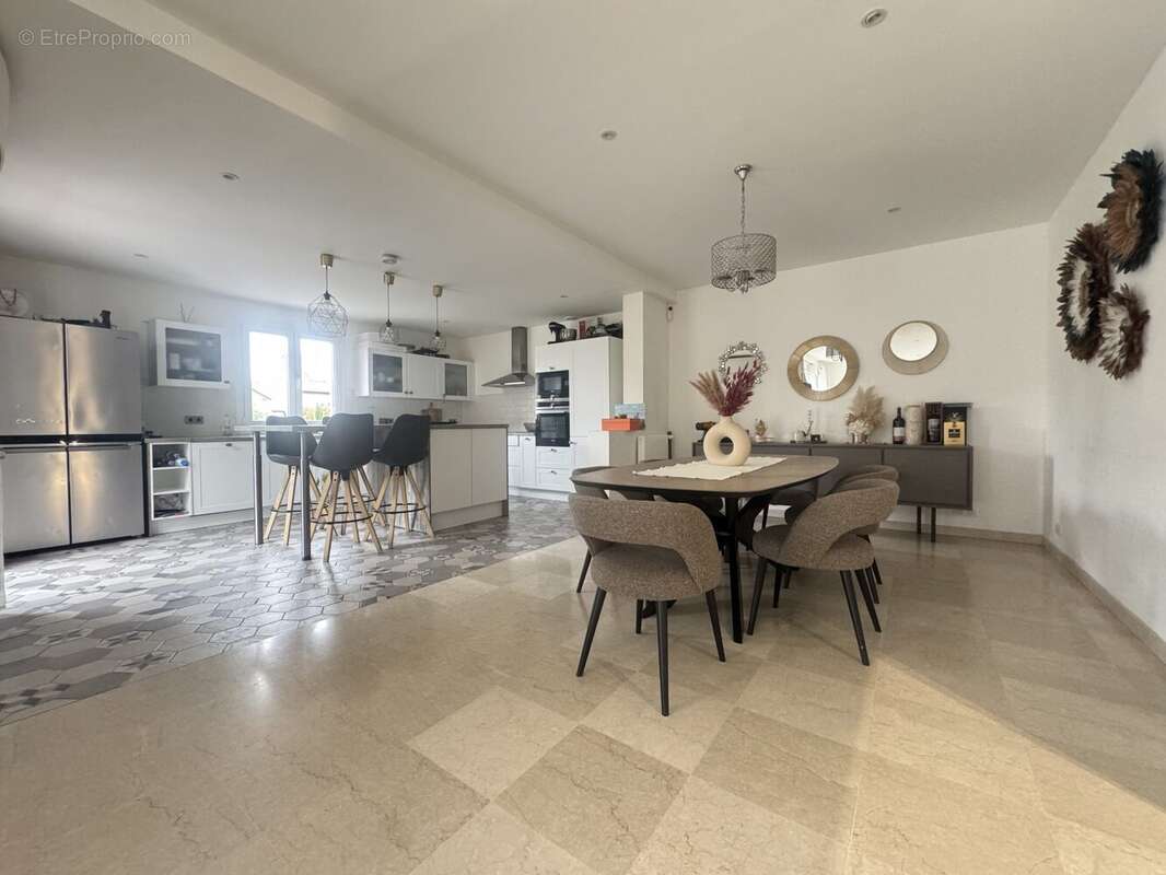 Maison à MAISONS-ALFORT