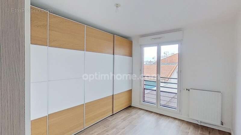 Appartement à MAISONS-ALFORT