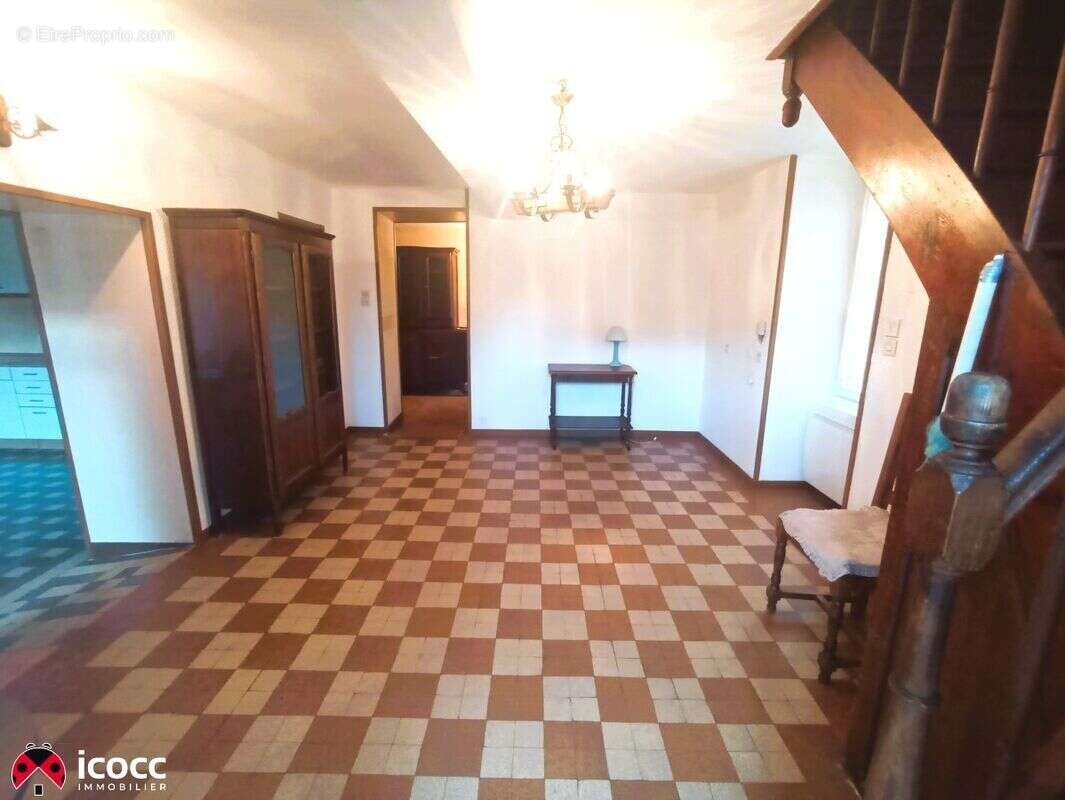 Maison à MOUTIERS-SUR-LE-LAY