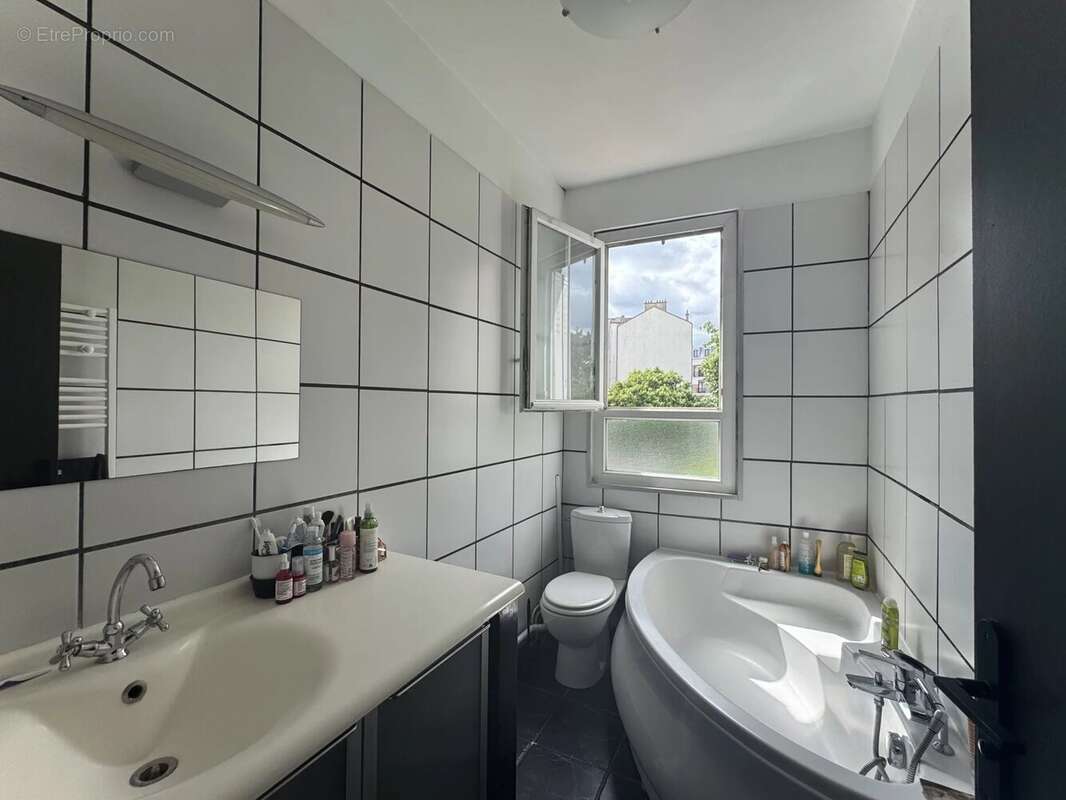 Appartement à SURESNES