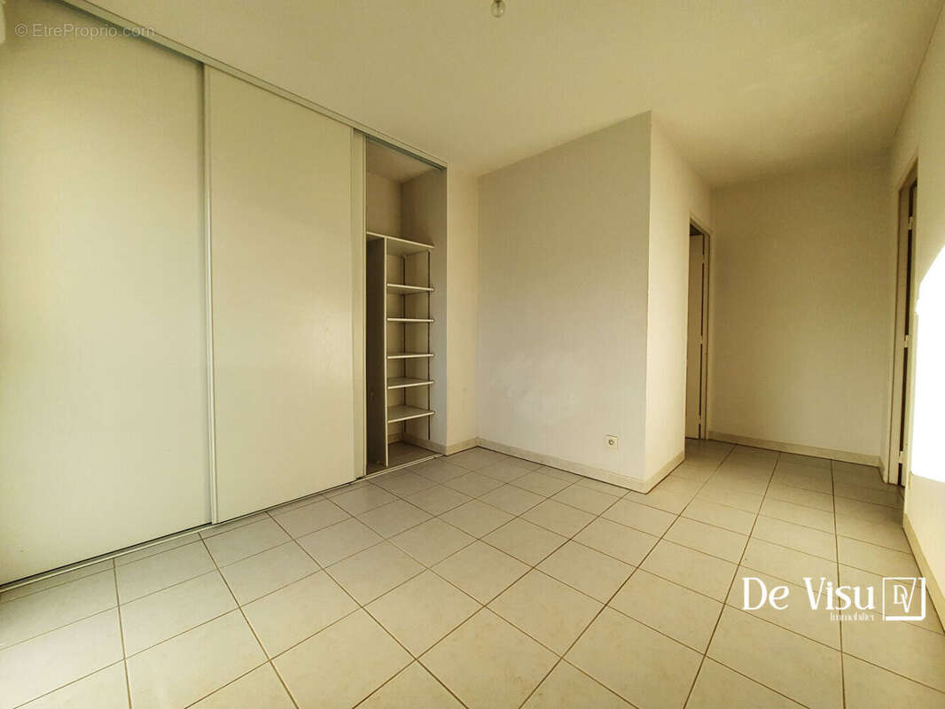 Appartement à JUVIGNAC